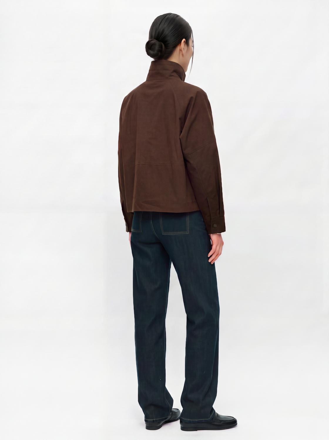 model_shot-back
