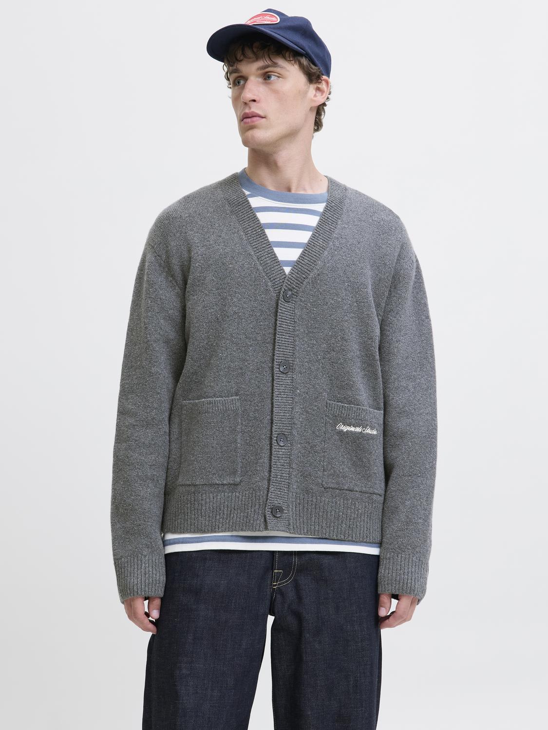 model_shot-front